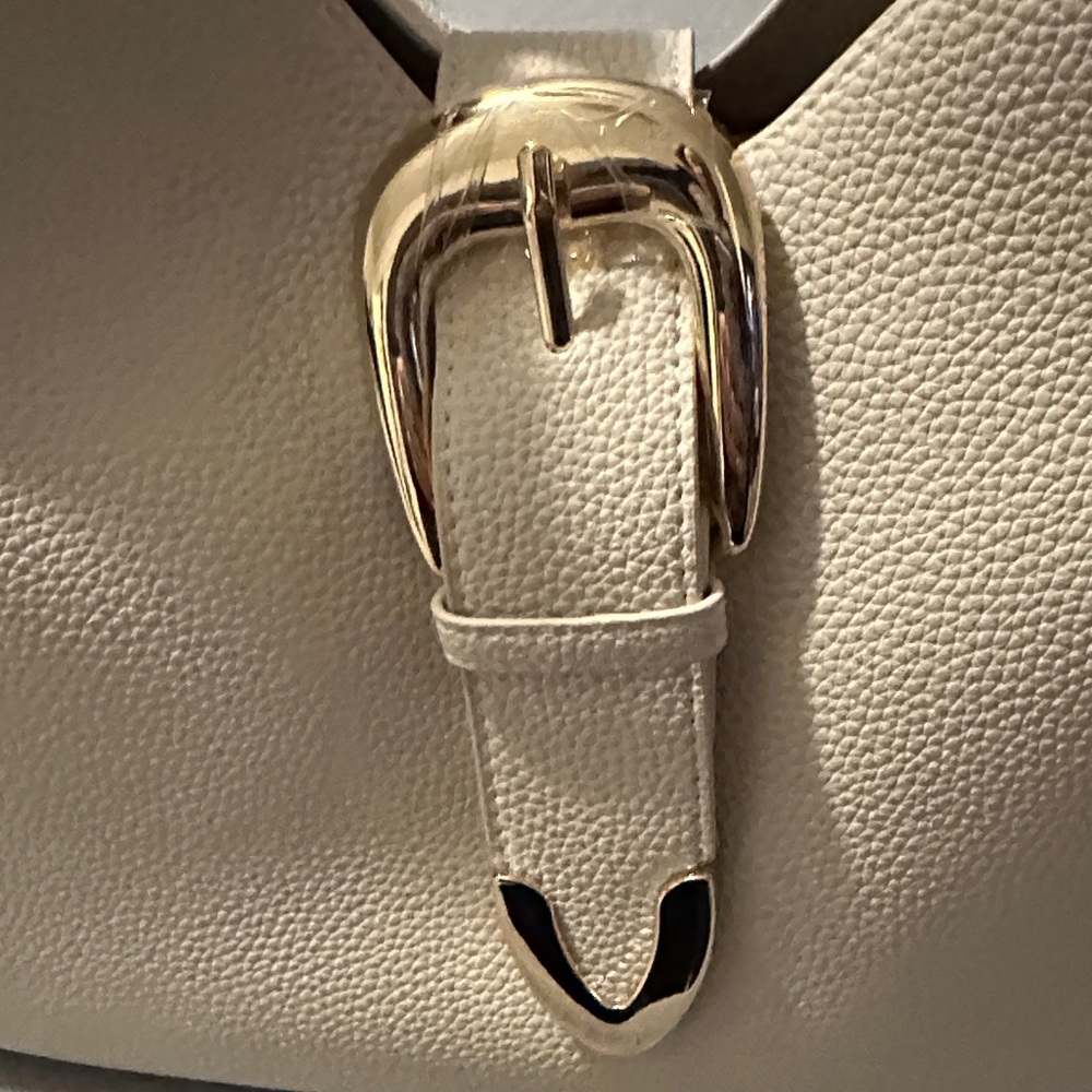 Elegant Cream Shoulder Bag Set - Picture 3 of 6